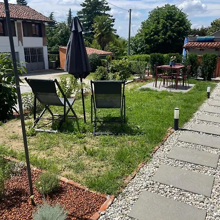 Casa Fioroni Langhe شقة *