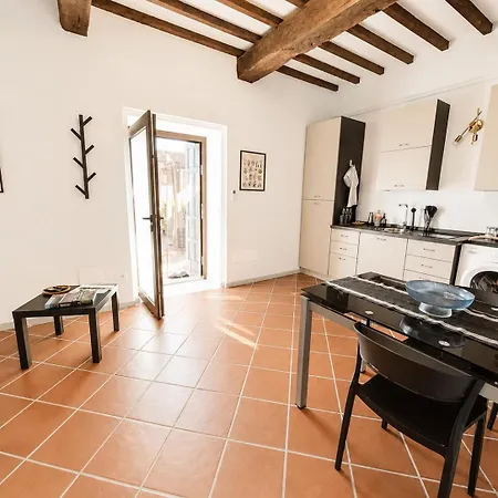 Daire Casa Fioroni Langhe La Morra